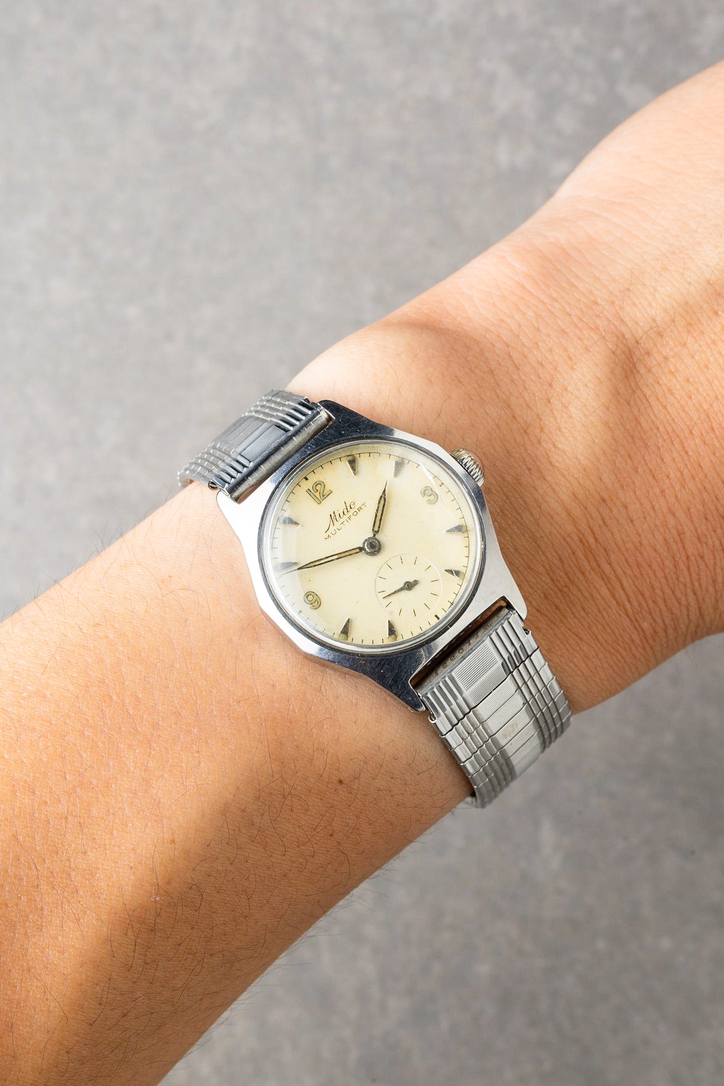 1940s Mido Multifort Hand Wind