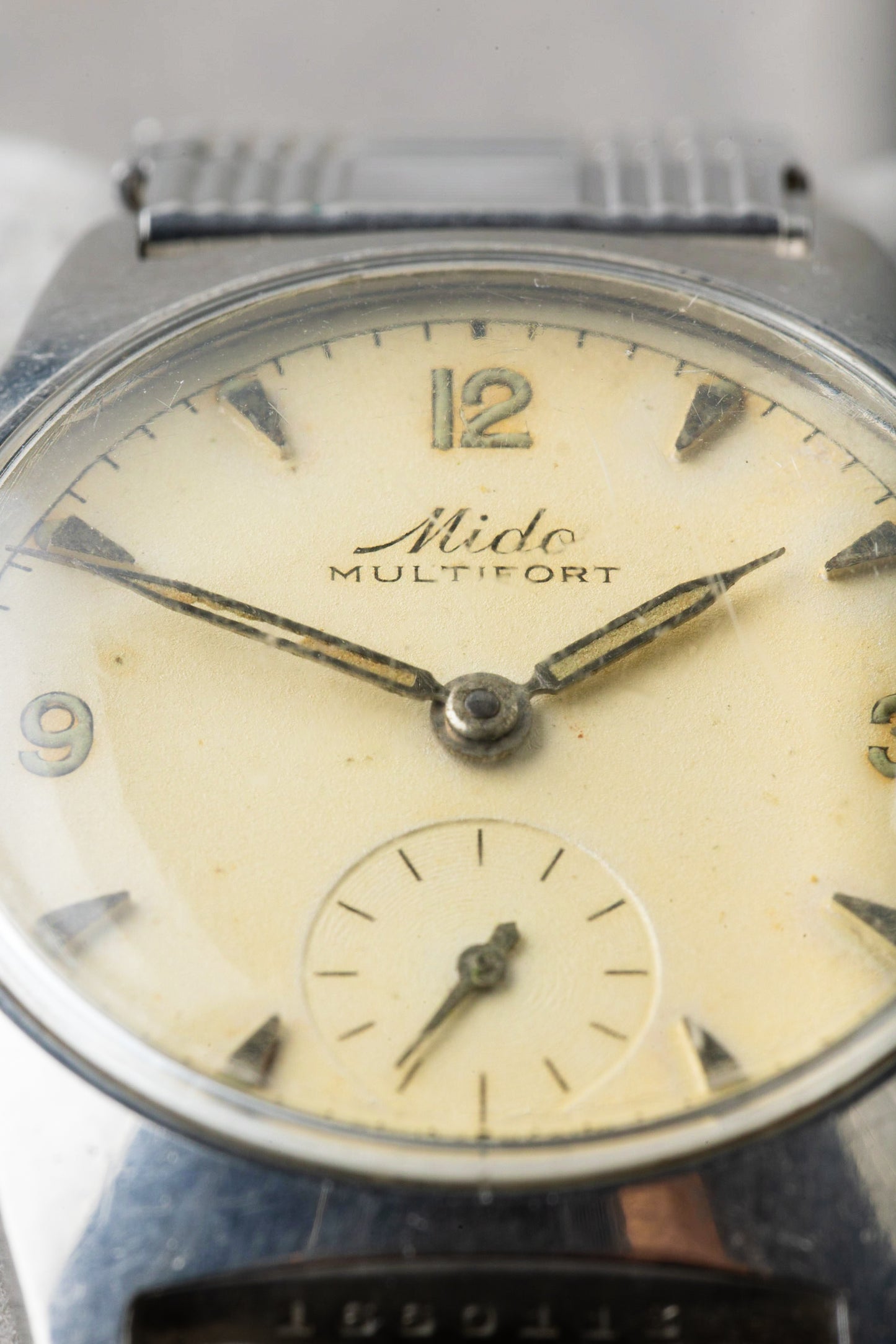 1940s Mido Multifort Hand Wind