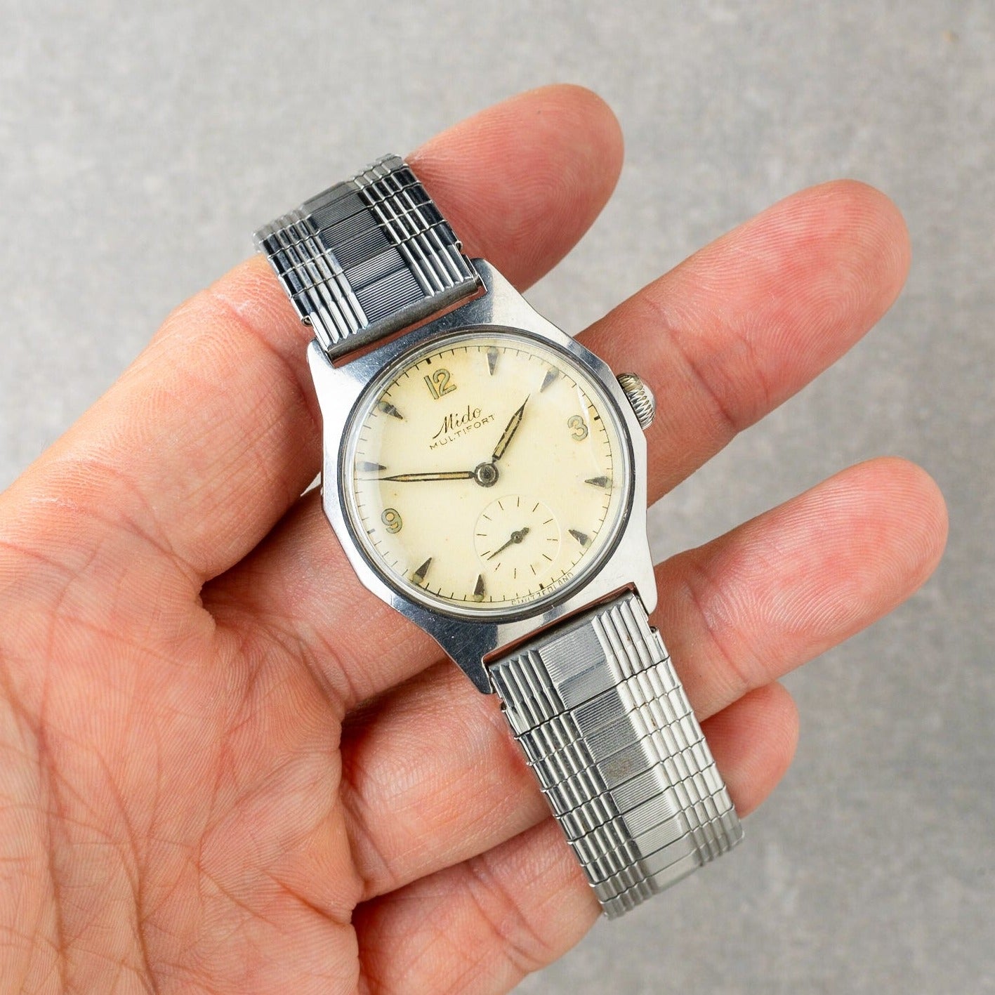 1940s Mido Multifort Hand Wind