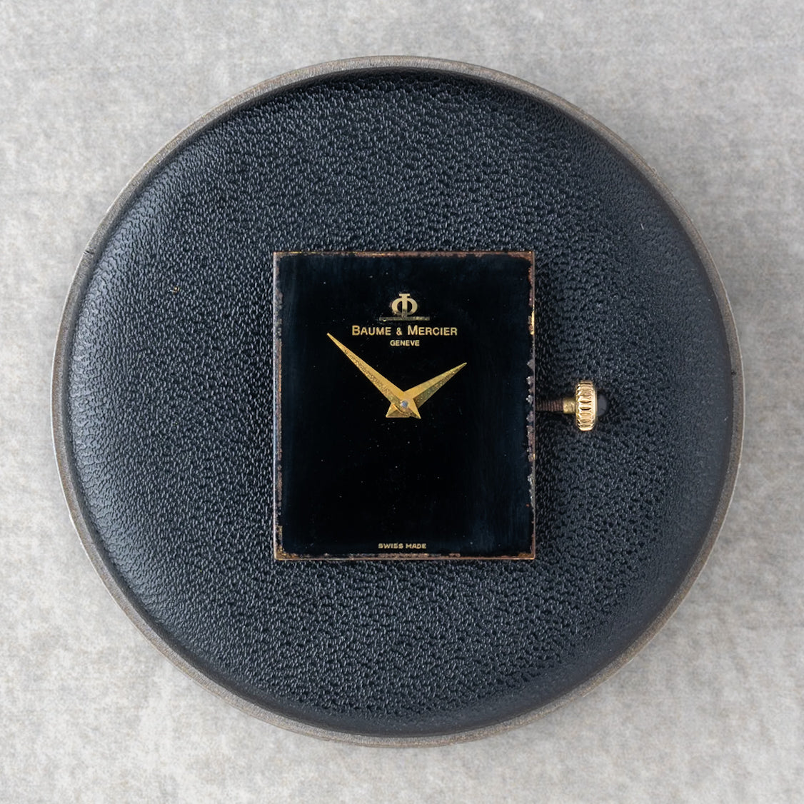 1980s Baume & Mercier 18K Mechanical Tank With Diamonds Ref. 37059 01