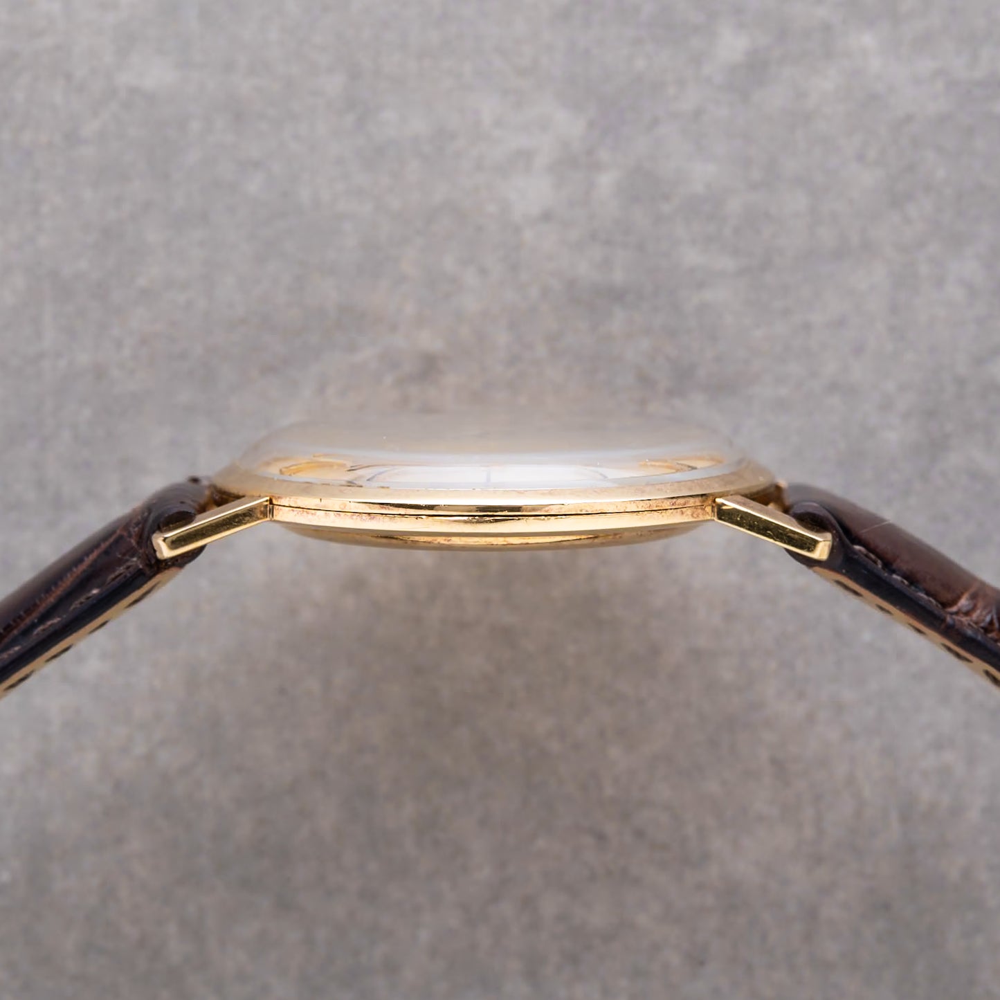 1960s Tudor Shock-Resisting 18K Solid Gold Ref. 1588
