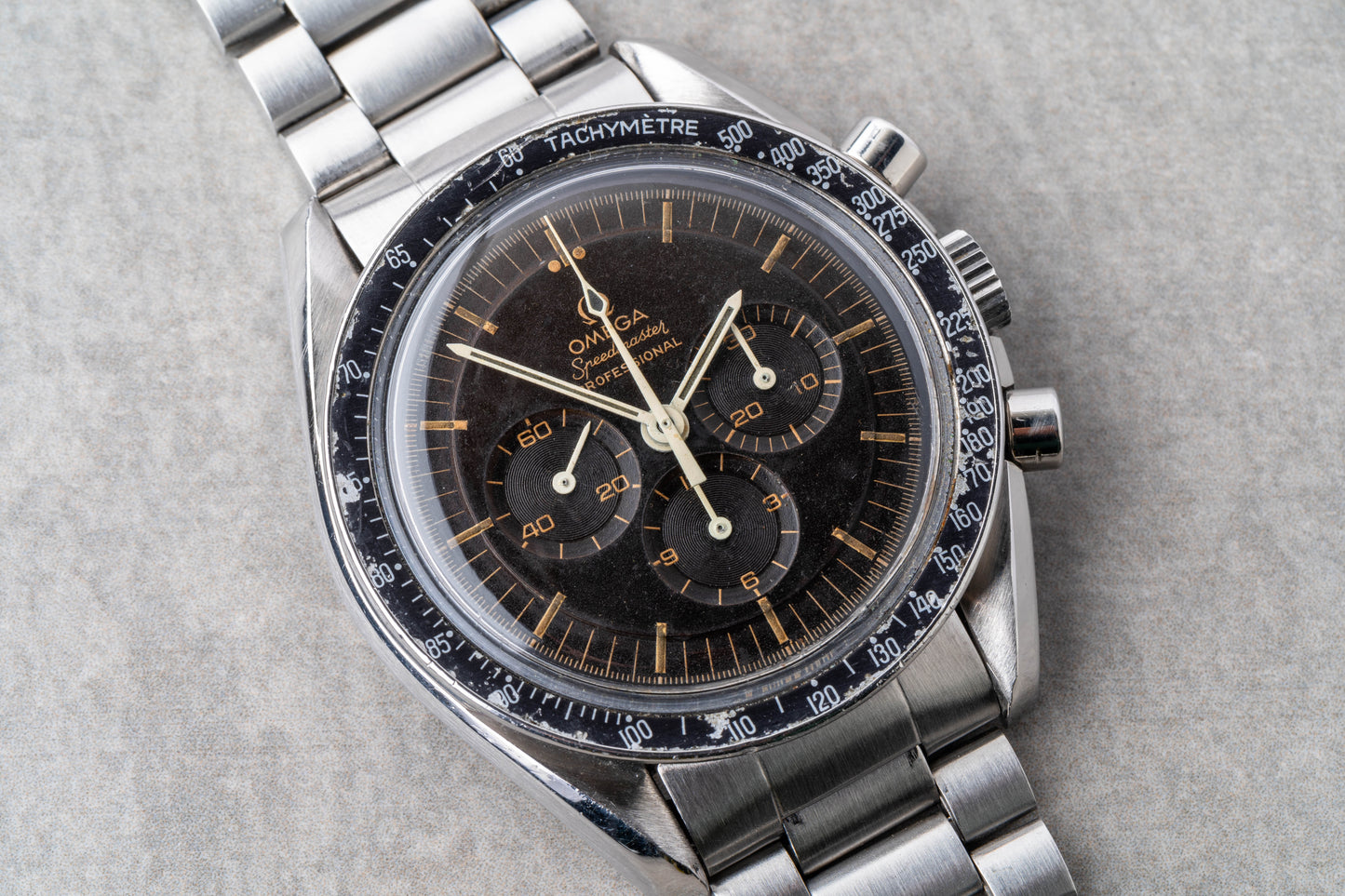 1969 Omega Speedmaster Professional Pre-Moon Tropical DON Bezel Ref. 145.022-69 ST