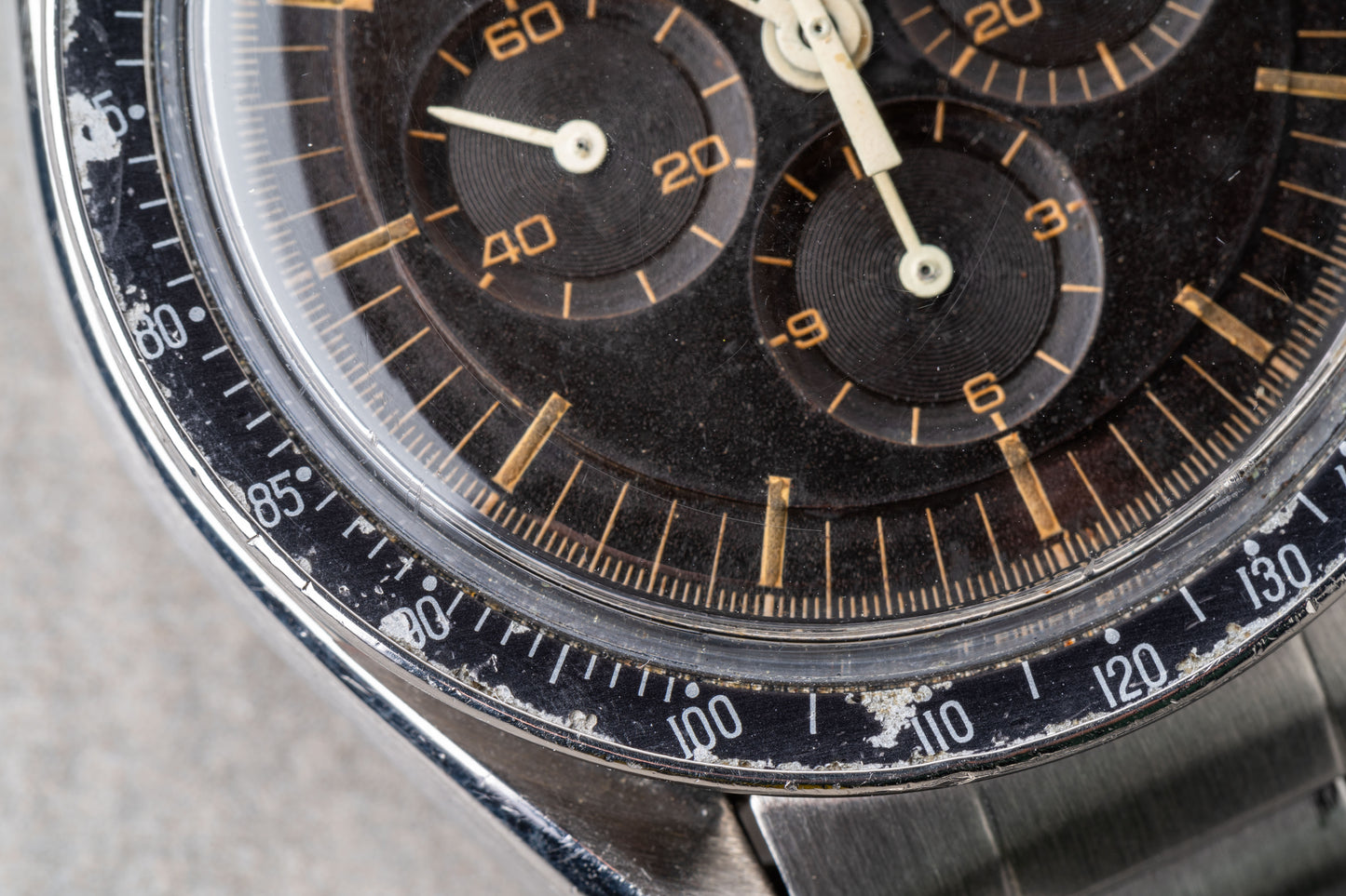 1969 Omega Speedmaster Professional Pre-Moon Tropical DON Bezel Ref. 145.022-69 ST