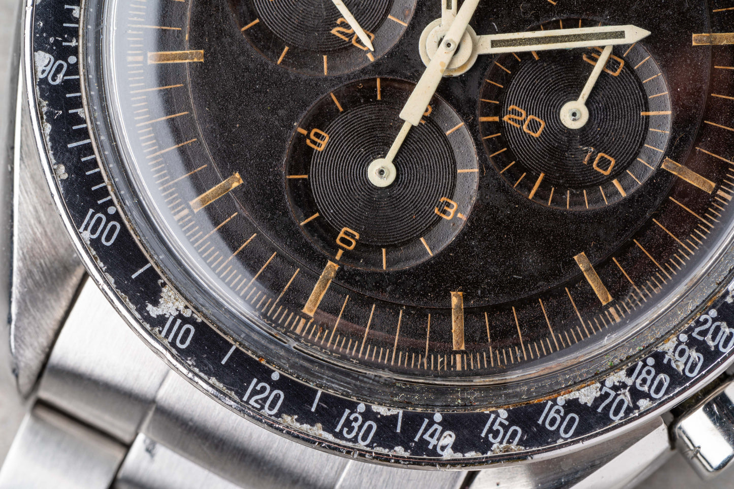 1969 Omega Speedmaster Professional Pre-Moon Tropical DON Bezel Ref. 145.022-69 ST