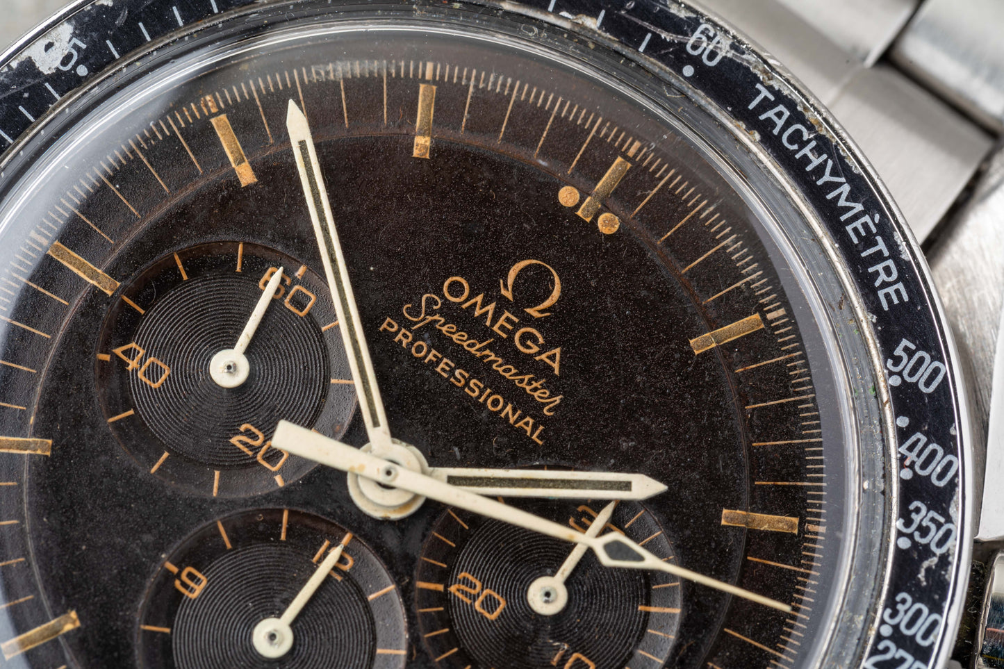 1969 Omega Speedmaster Professional Pre-Moon Tropical DON Bezel Ref. 145.022-69 ST