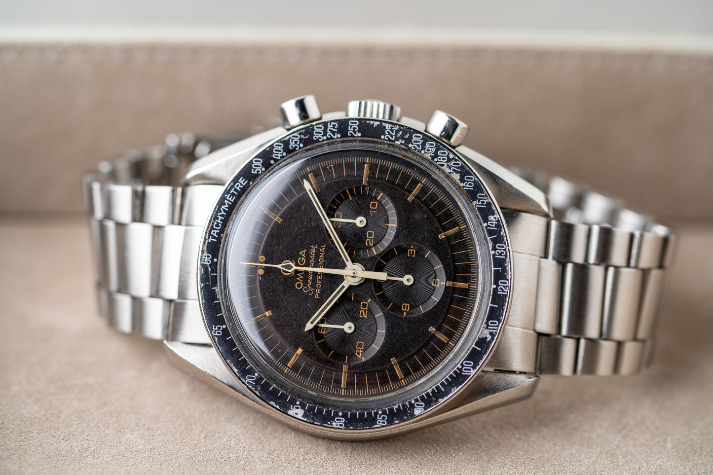 1969 Omega Speedmaster Professional Pre-Moon Tropical DON Bezel Ref. 145.022-69 ST