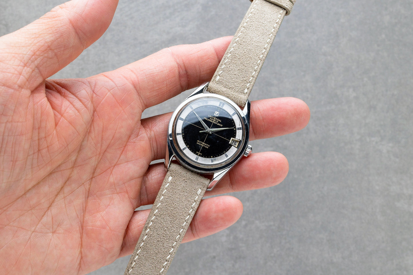 1960 "Black Gilt Spider" Universal Genève Polerouter Date Automatic Microtor Ref. 204503-2