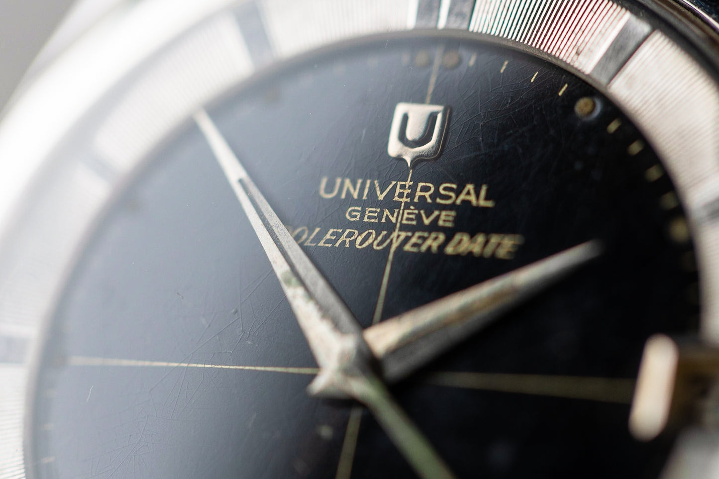 1960 "Black Gilt Spider" Universal Genève Polerouter Date Automatic Microtor Ref. 204503-2