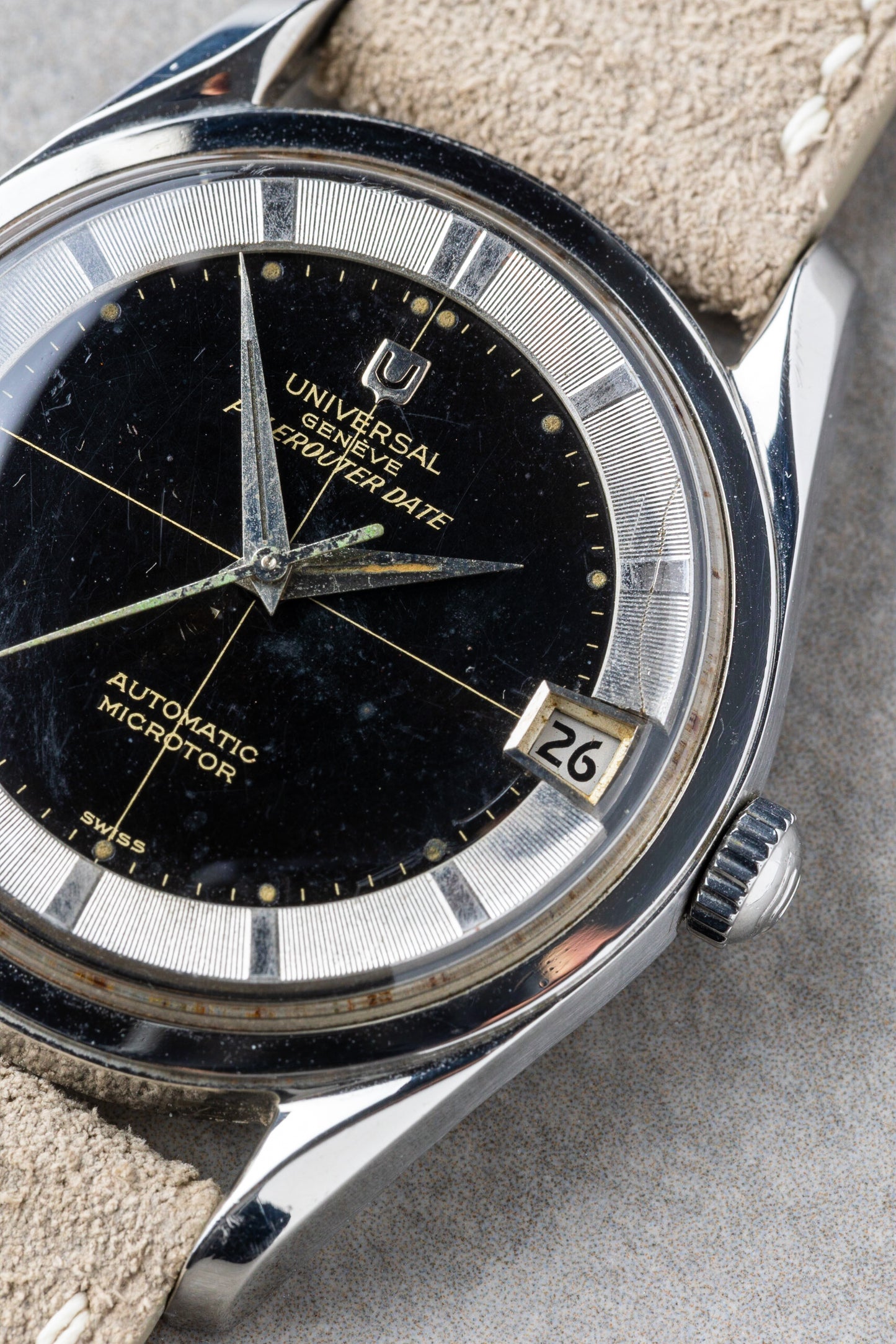 1960 "Black Gilt Spider" Universal Genève Polerouter Date Automatic Microtor Ref. 204503-2