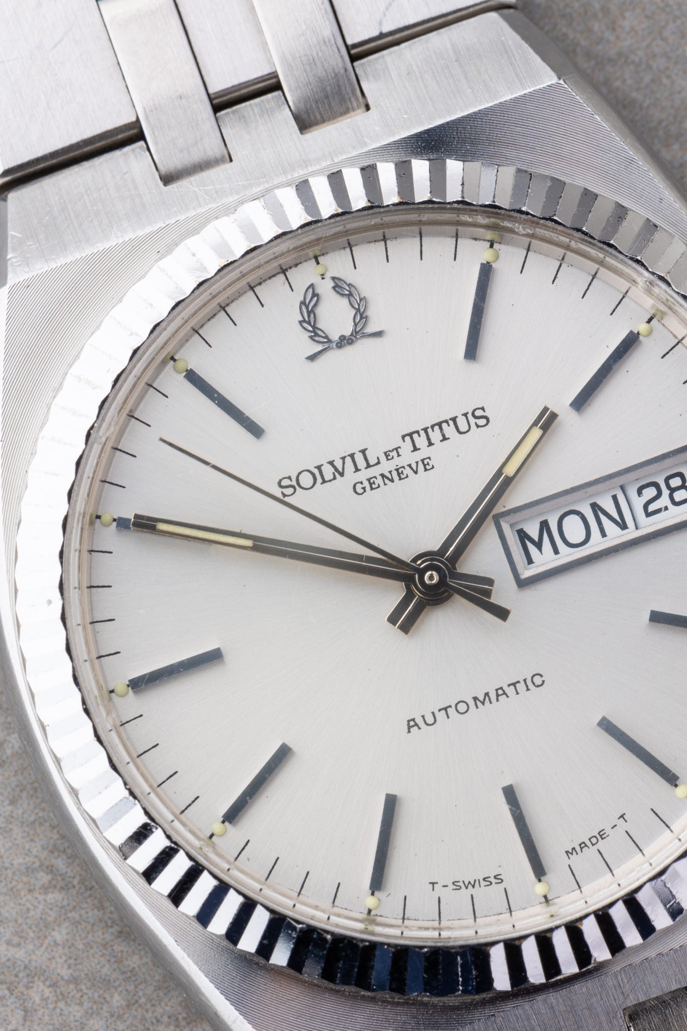 1970s Solvil et Titus Automatic Day Date "Oyster Quartz"