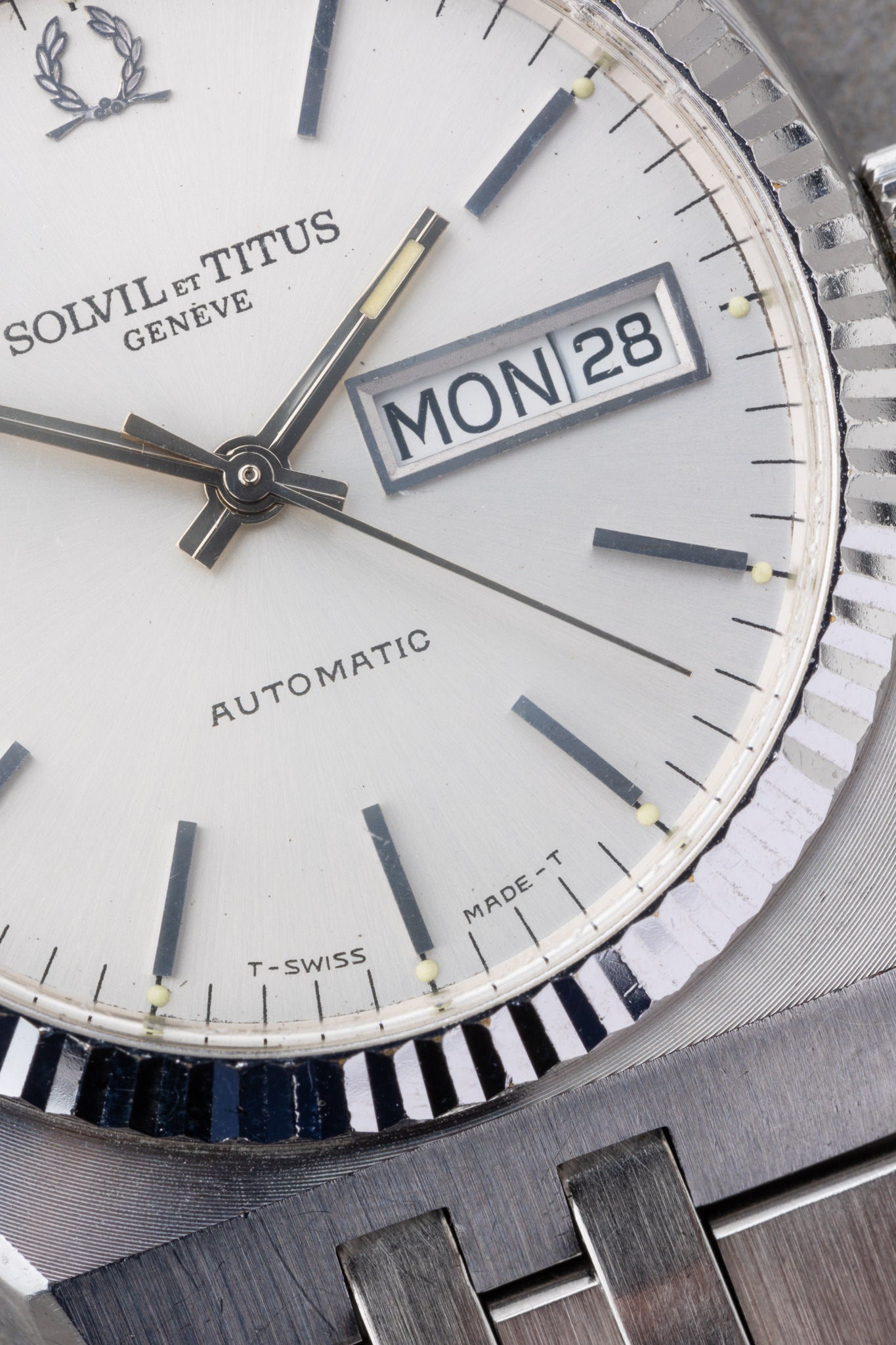 1970s Solvil et Titus Automatic Day Date "Oyster Quartz"