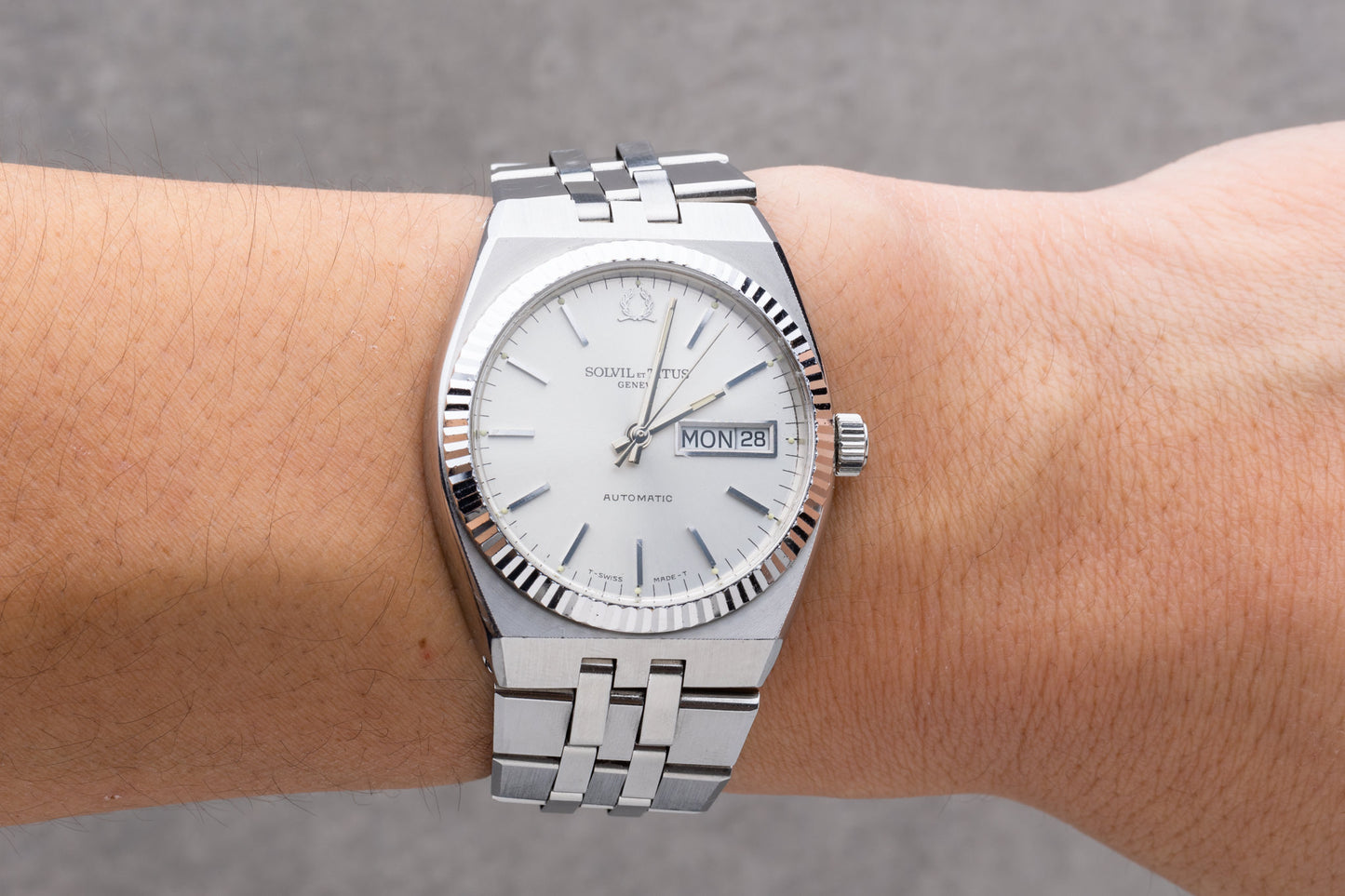 1970s Solvil et Titus Automatic Day Date "Oyster Quartz"