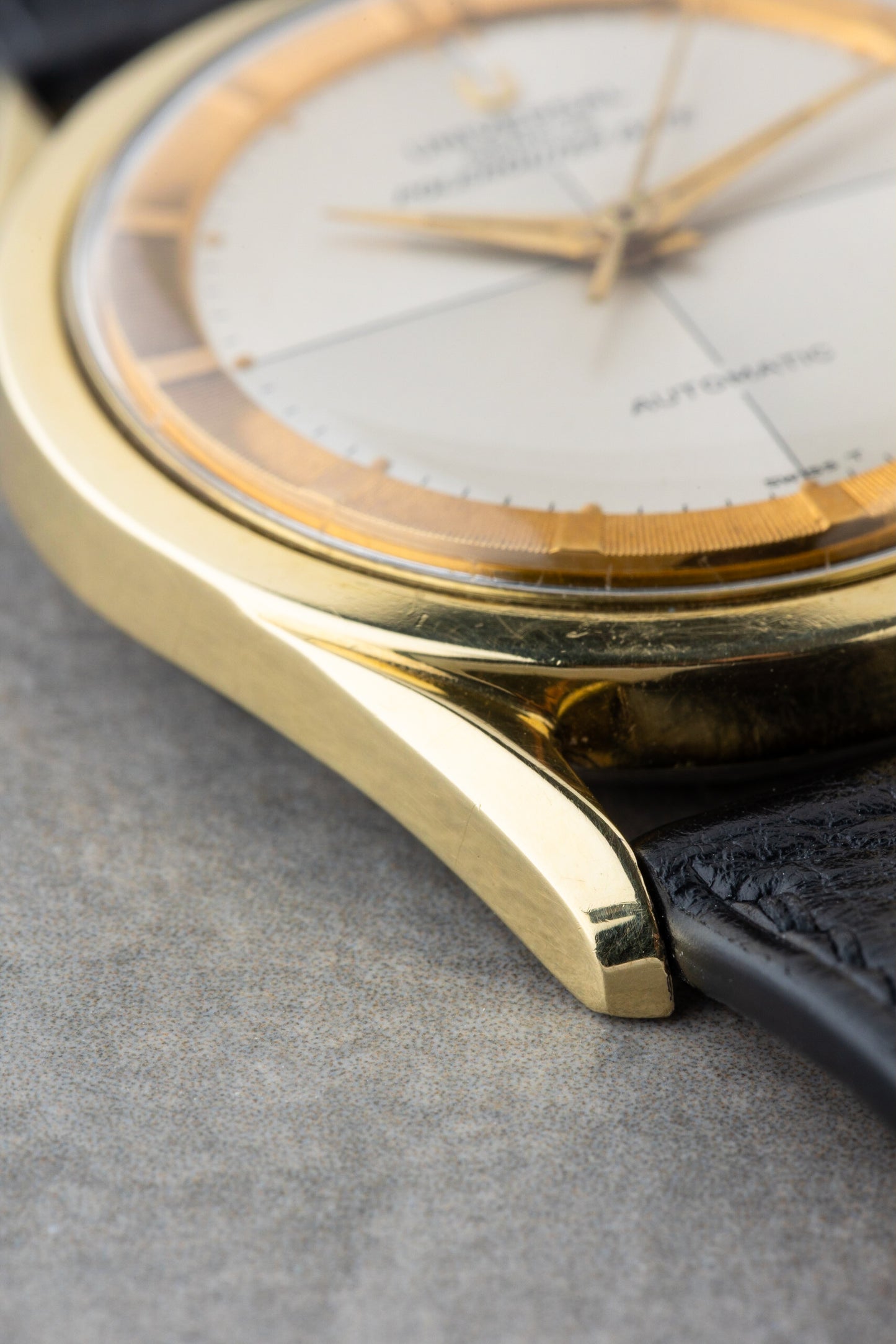 1965 Universal Genève Polerouter Date Automatic Microtor Ref. 869102/11