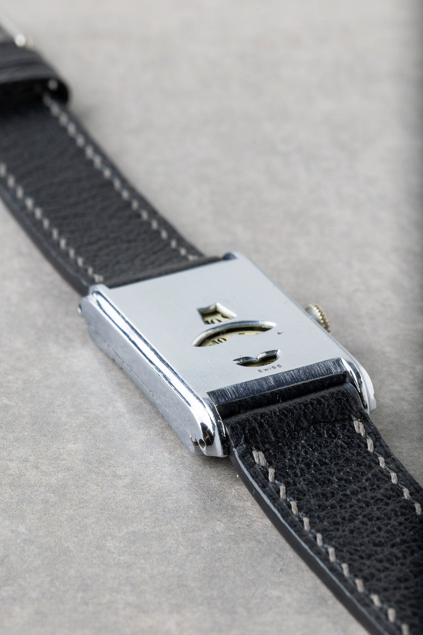 1930s Laco Jump Hour Tank