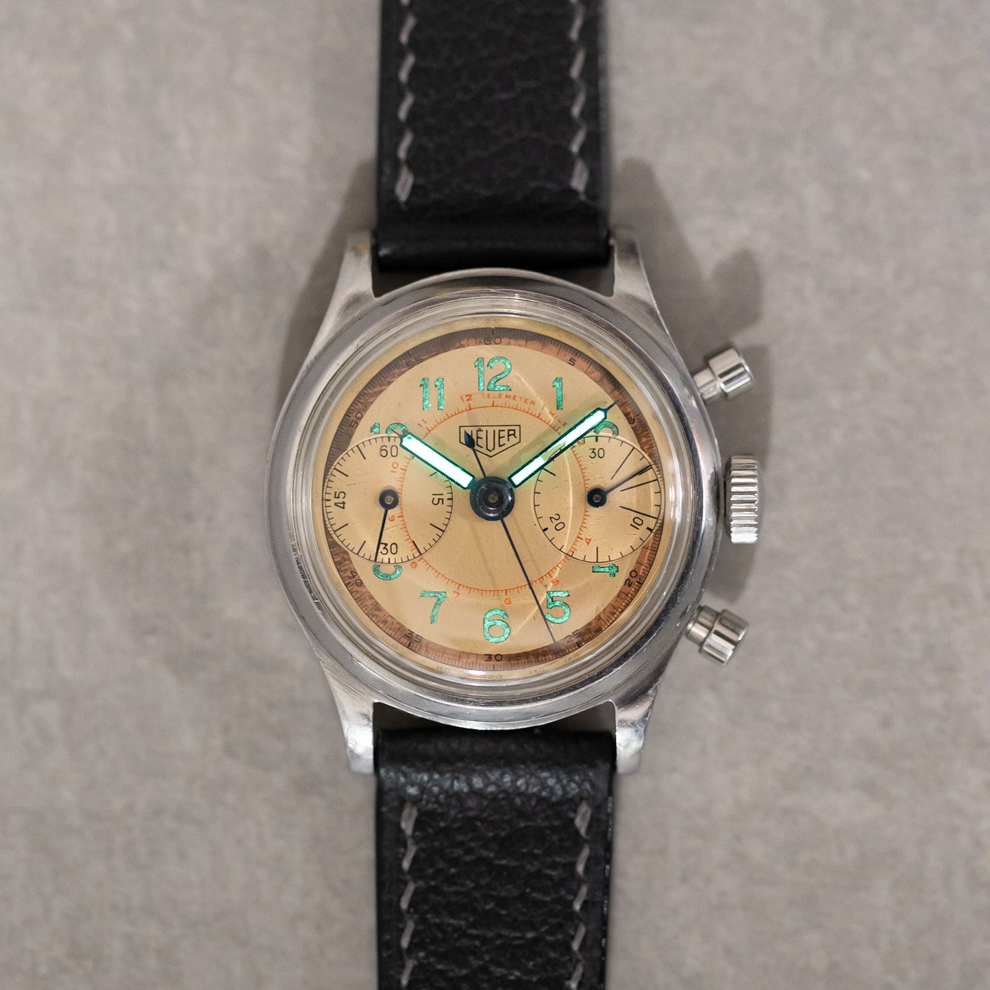 1940s Heuer Big Eyes Chronograph Ref. 59818 With Salmon Dial