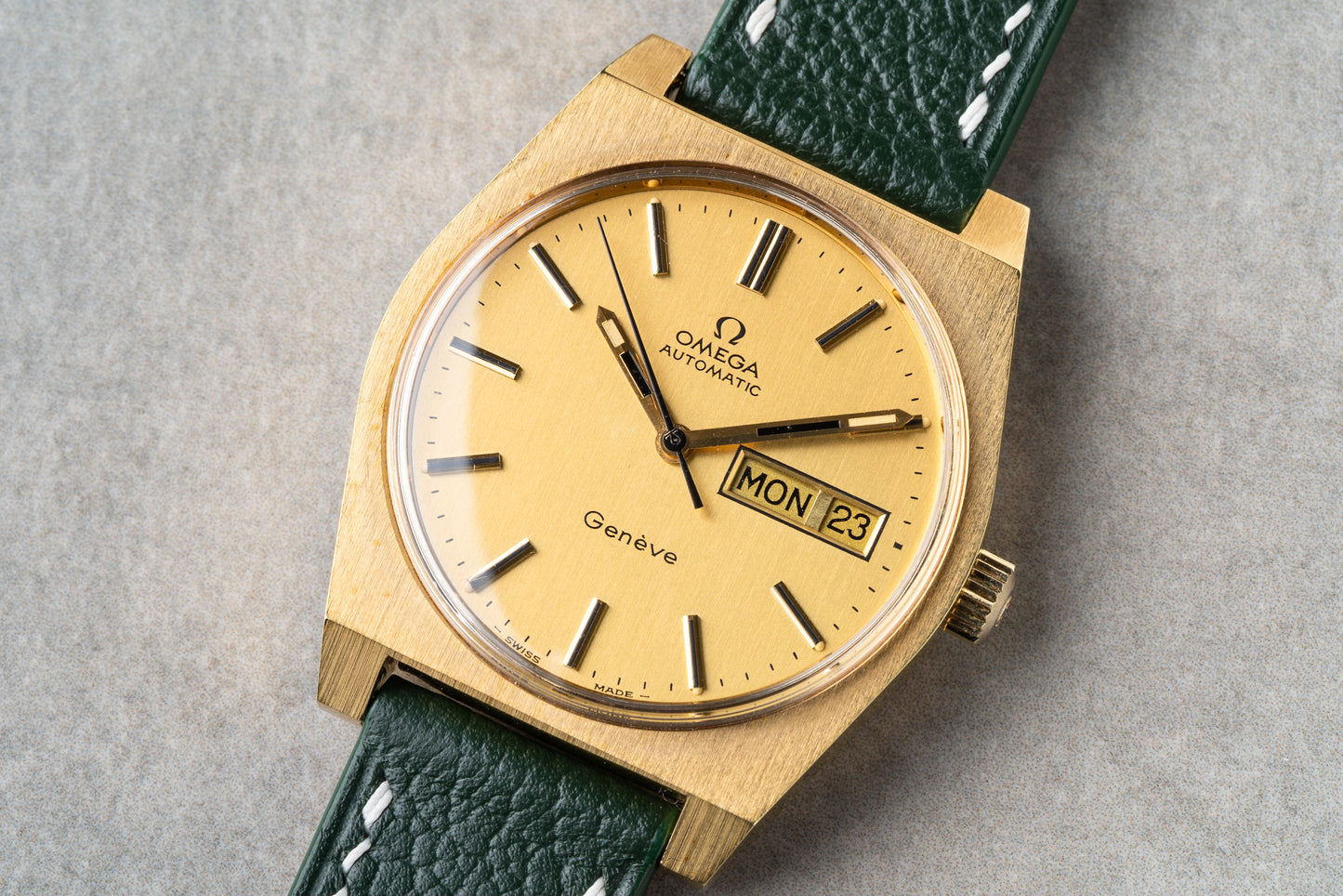 Omega Genève Automatic