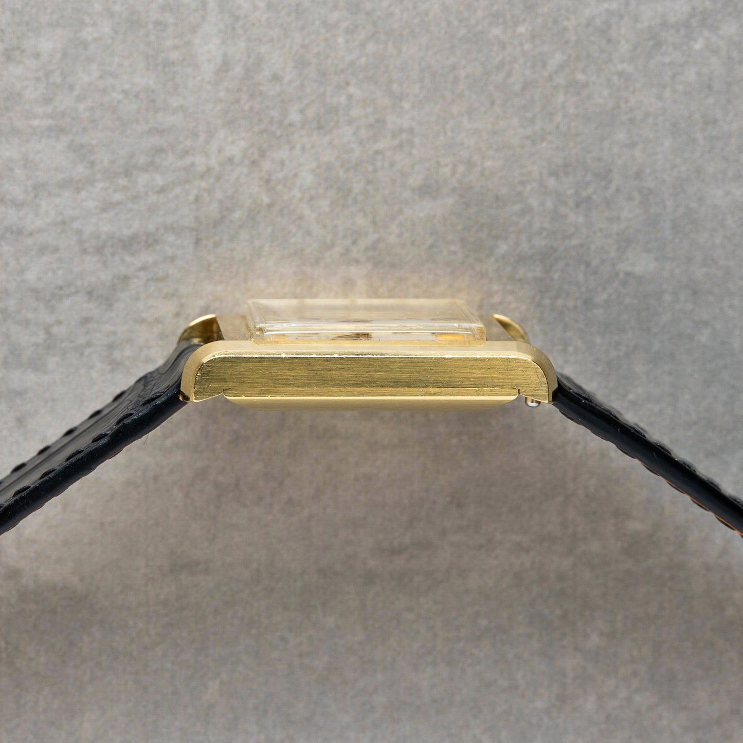 Omega Automatic Tank 18K Solid Gold Ref.3999 SC