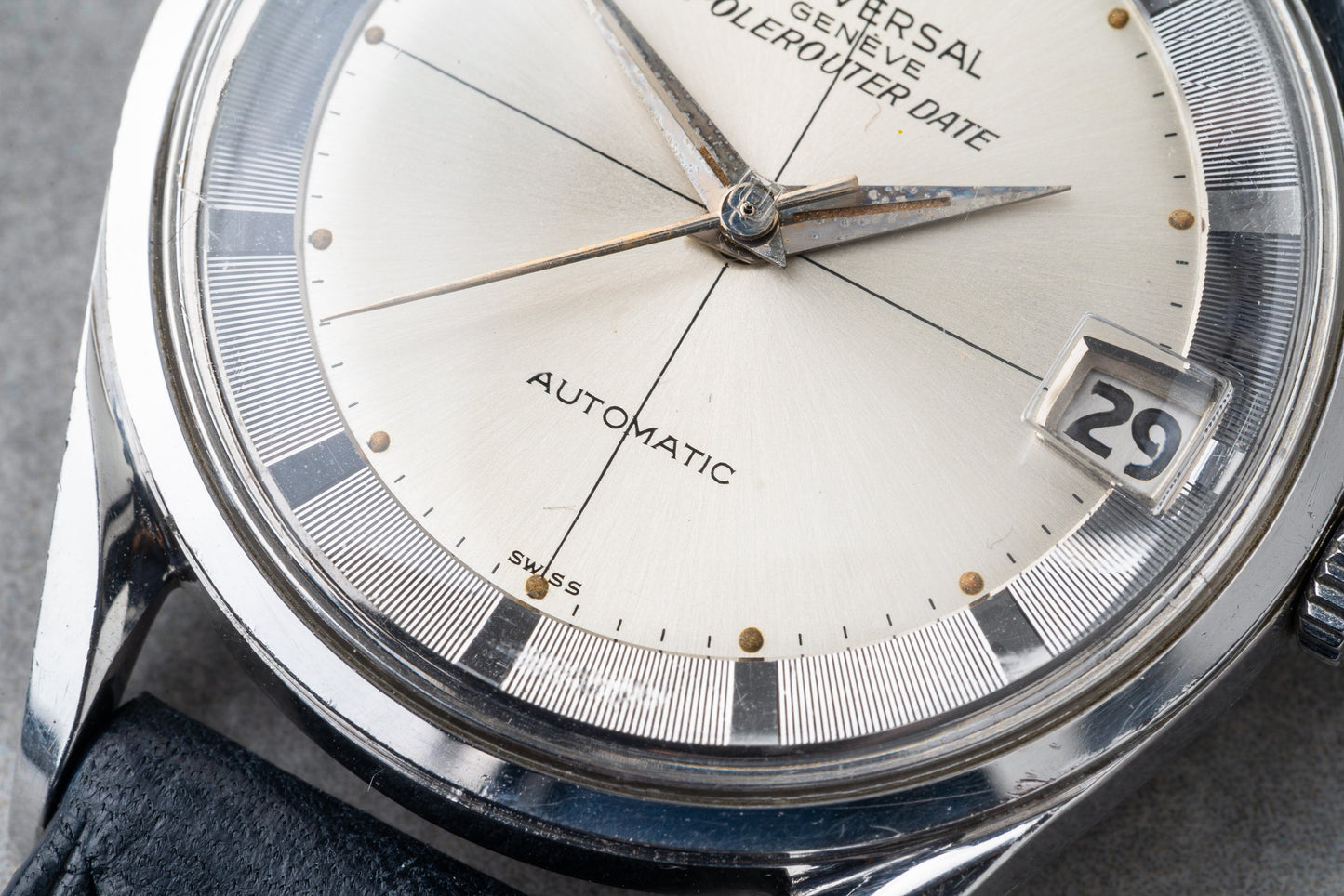 Universal Genève Polerouter Date Ref. 204610-6