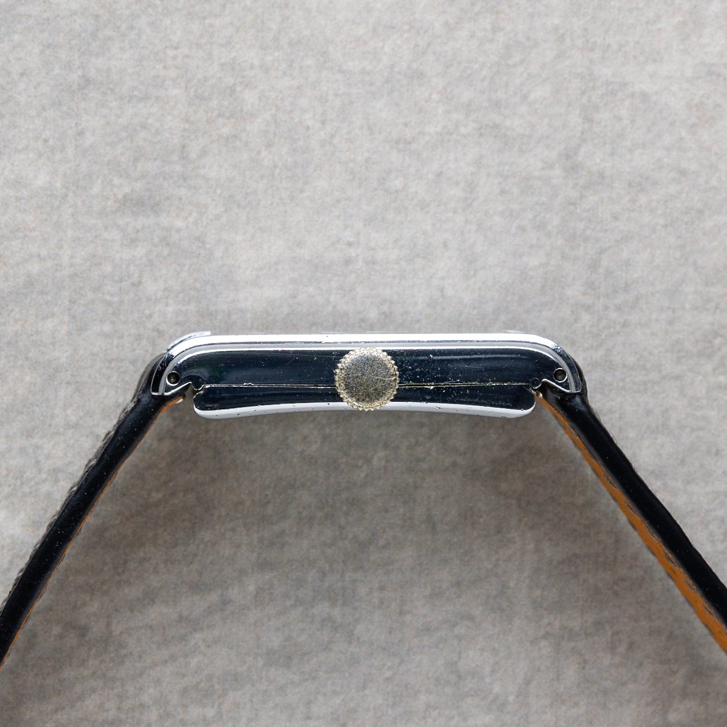 1930s Laco Jump Hour Tank