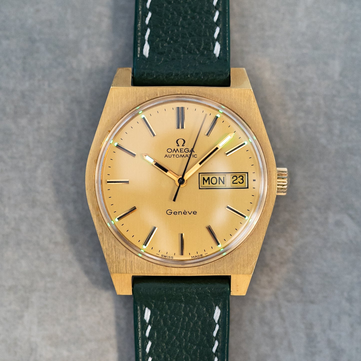 Omega Genève Automatic