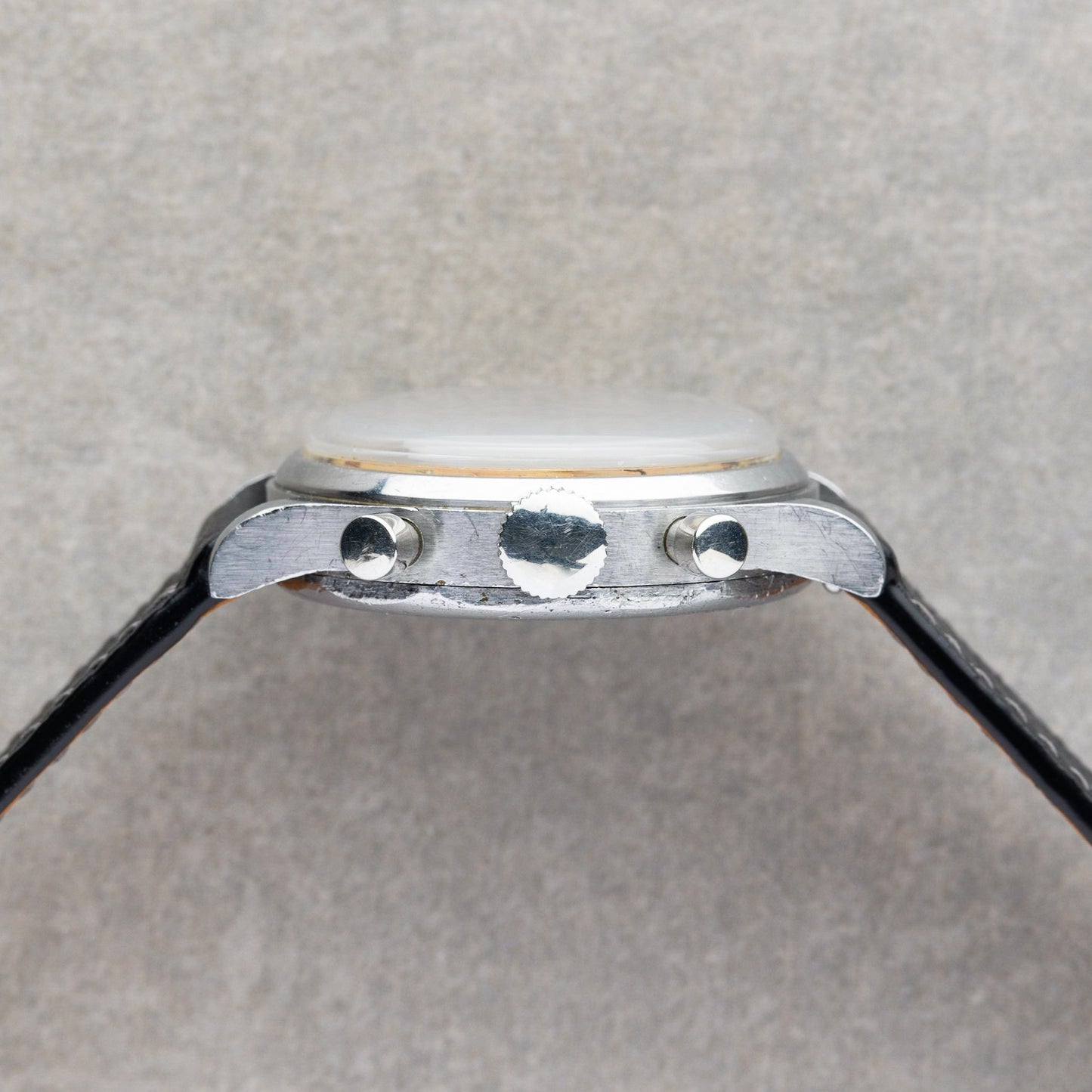 1940s Heuer Big Eyes Chronograph Ref. 59818 With Salmon Dial