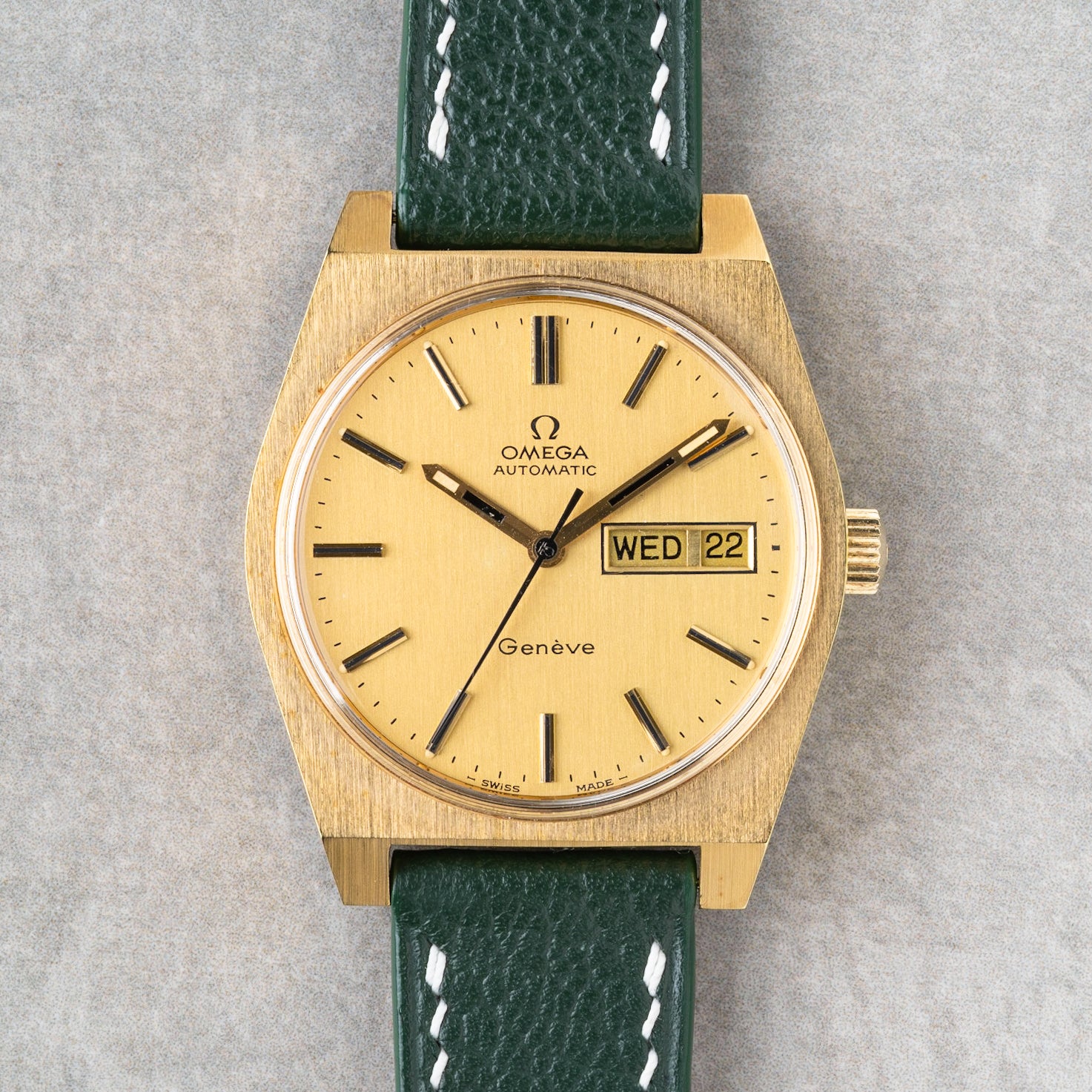 725.2 稼働品 OMEGA geneve オートマ ゴールド 562.018 725.2 稼働品
