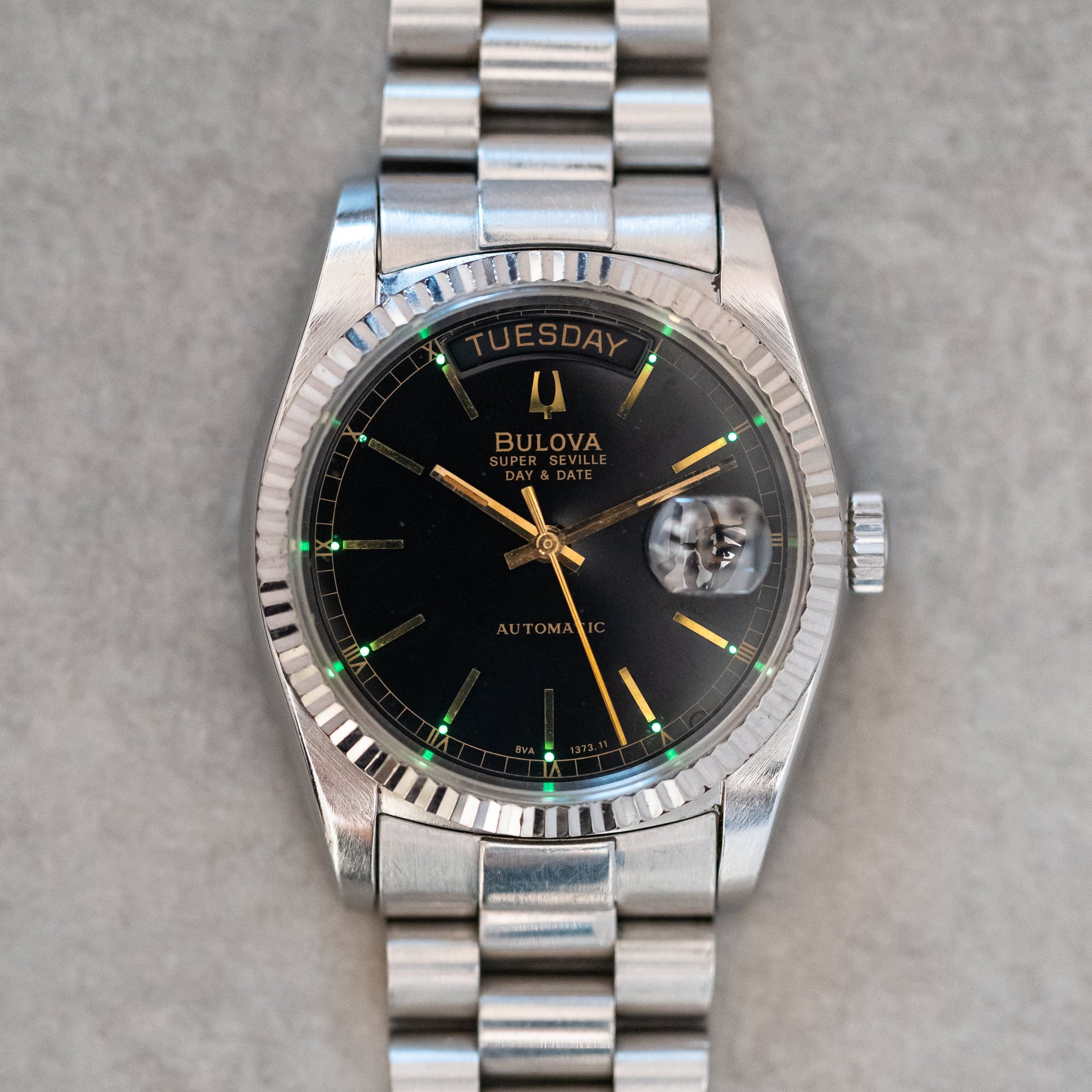 Bulova Super Perpetual Bulova Super Seville Day Date – VINTAGE